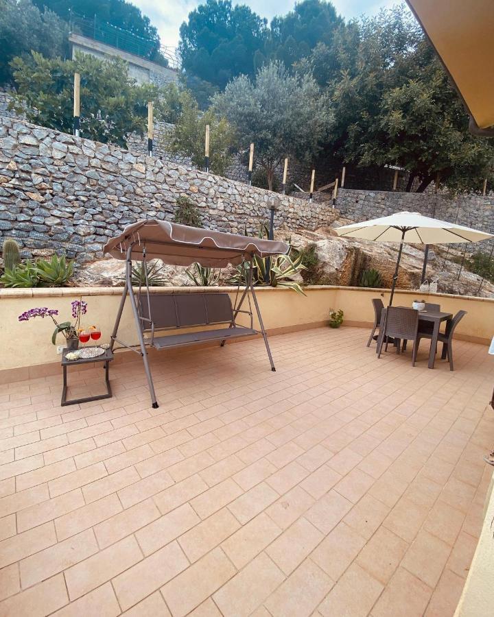 דירות מונדלו L'Oasi Dell'Eremita מראה חיצוני תמונה